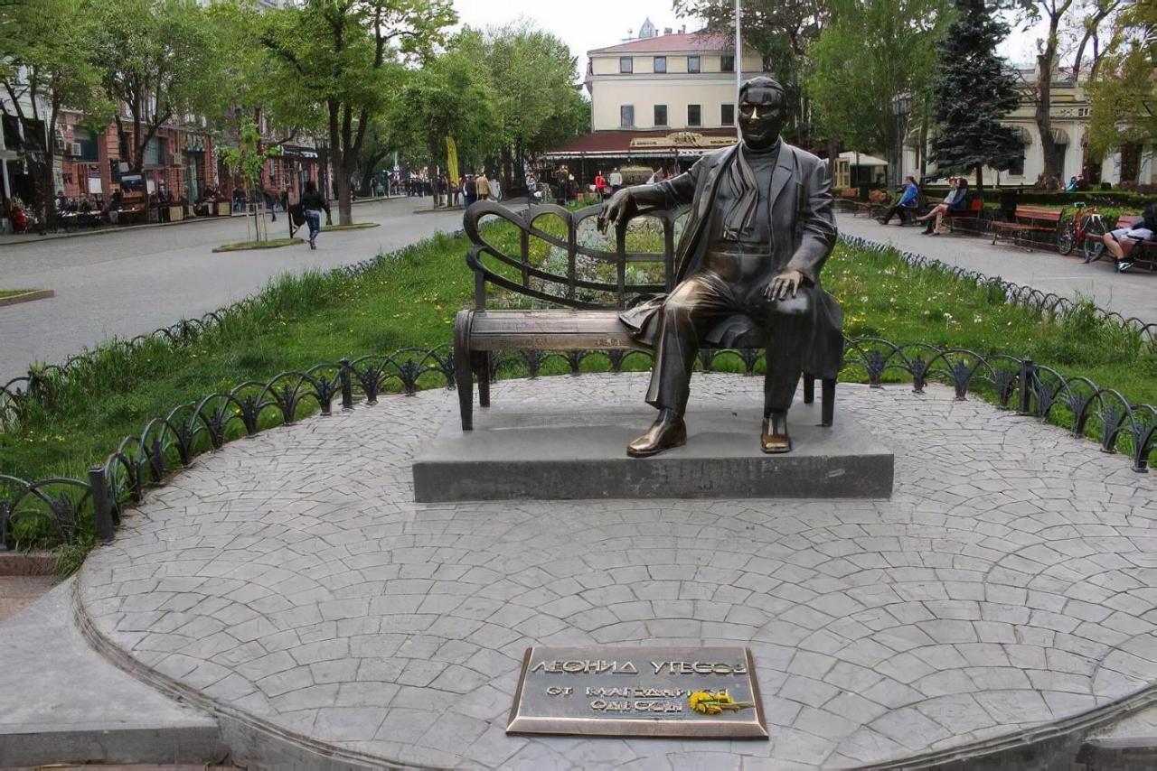 "Ваша Квартира" - У Самого Дерибаса! "Ваша Квартира" Біля Самого Дерибаса! Odessa Zewnętrze zdjęcie